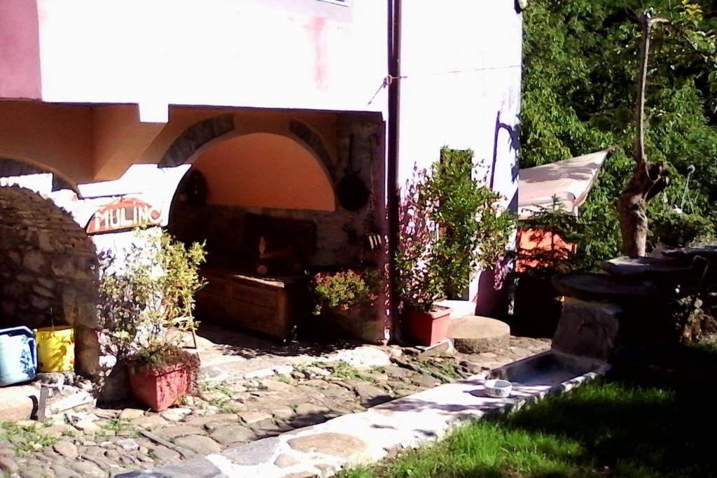 Il Borgo Della Colomba Villa Fosdinovo Exteriör bild